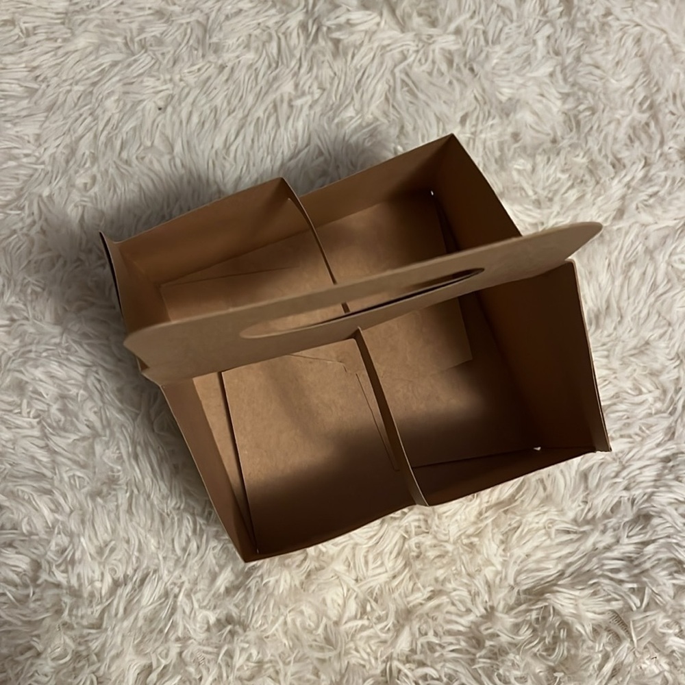 Cardboard Set Of 12 Cup Holders For Gifting - Picture 4 of 11